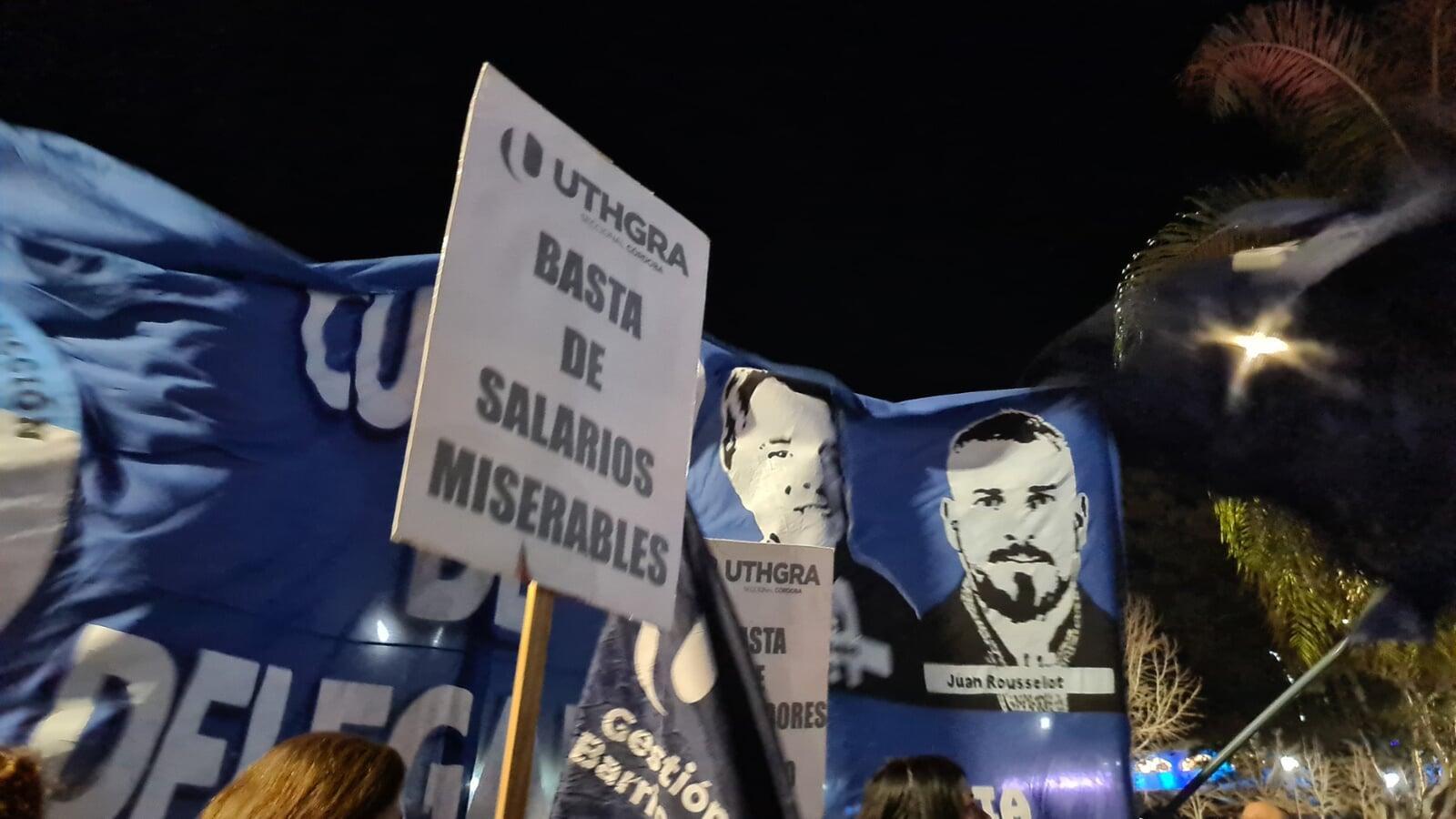 UTHGRA Córdoba encabezó una movilización en Chance Casino ante graves incumplimientos laborales